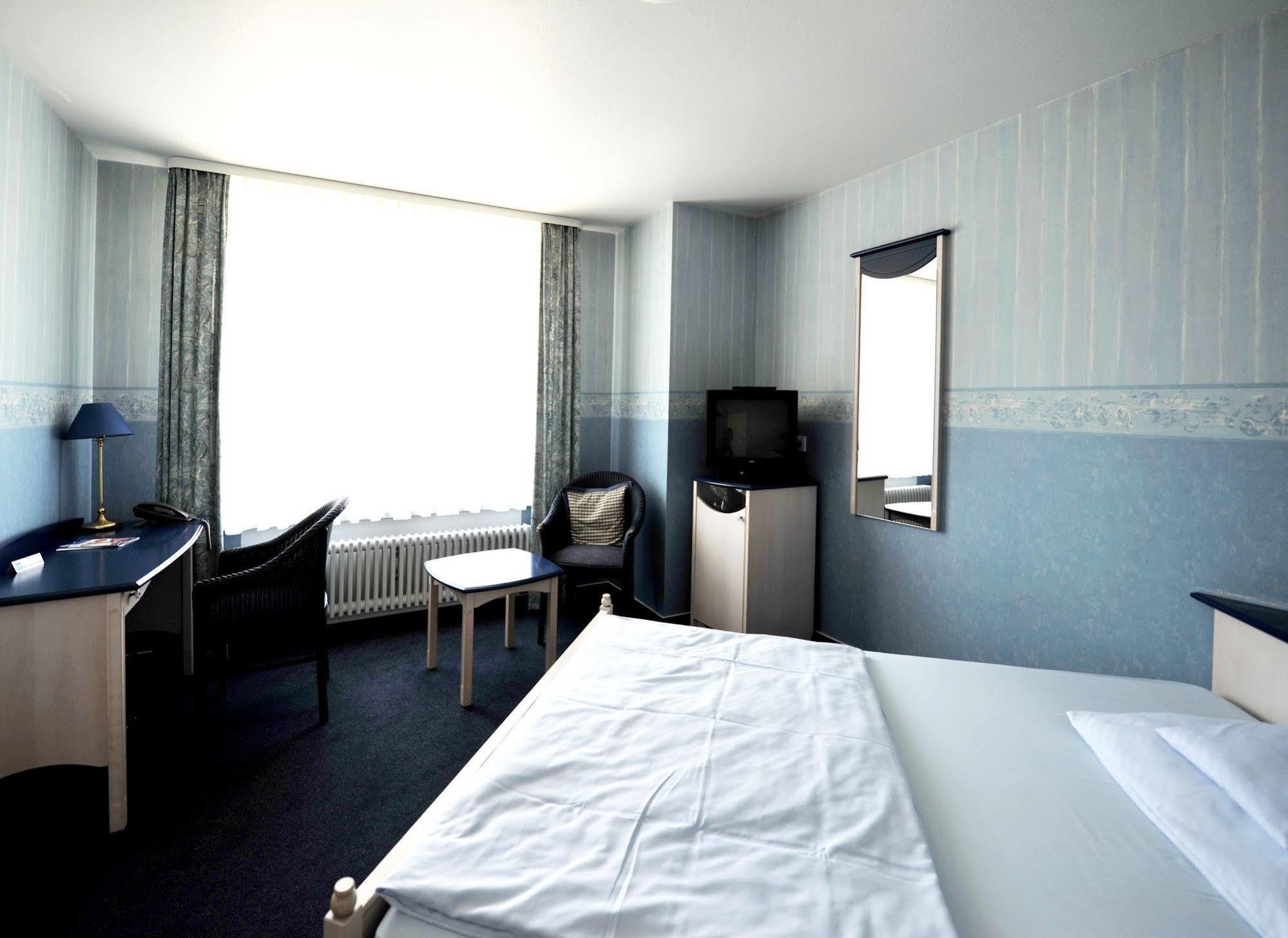 Genusshotel Krone & Roadtrips Bei Basel Inzlingen Bagian luar foto